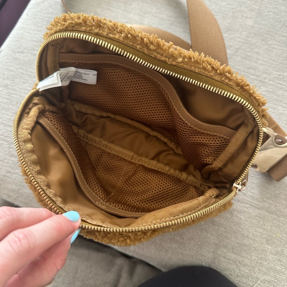Everywhere belt bag - Picture 2 of 4